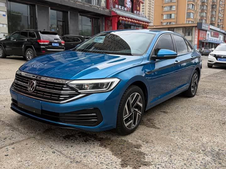 Volkswagen Sagitar